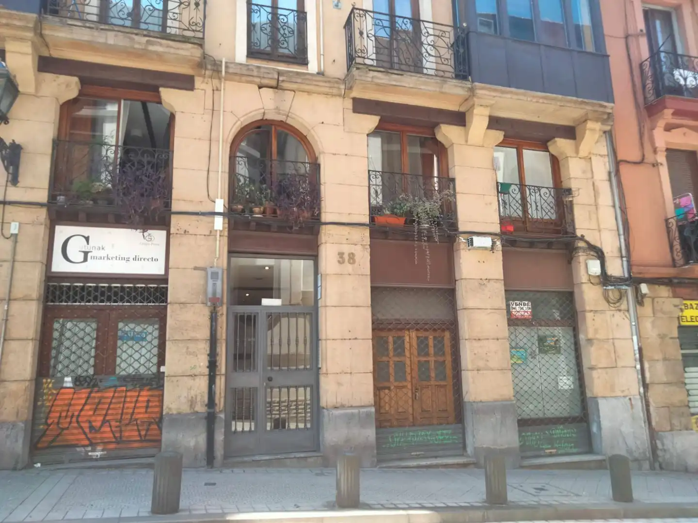 Vista exterior de Apartamento en venta en Bilbao  con Calefacción