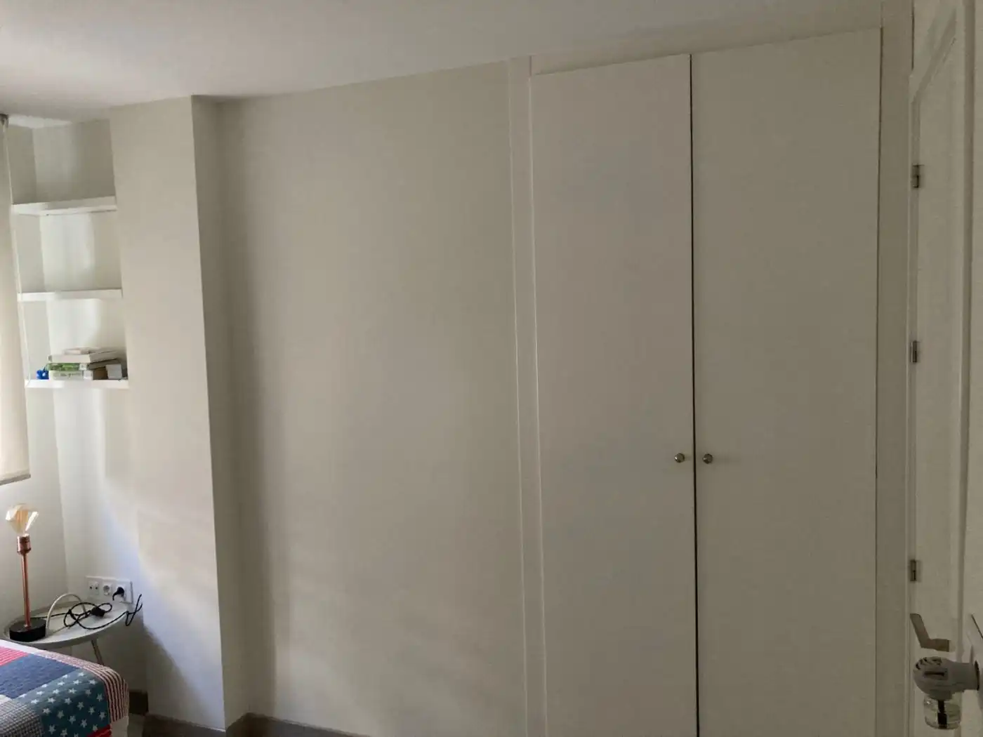 Dormitori de Pis de lloguer en Cádiz amb Aire condicionat, Calefacció i Moblat