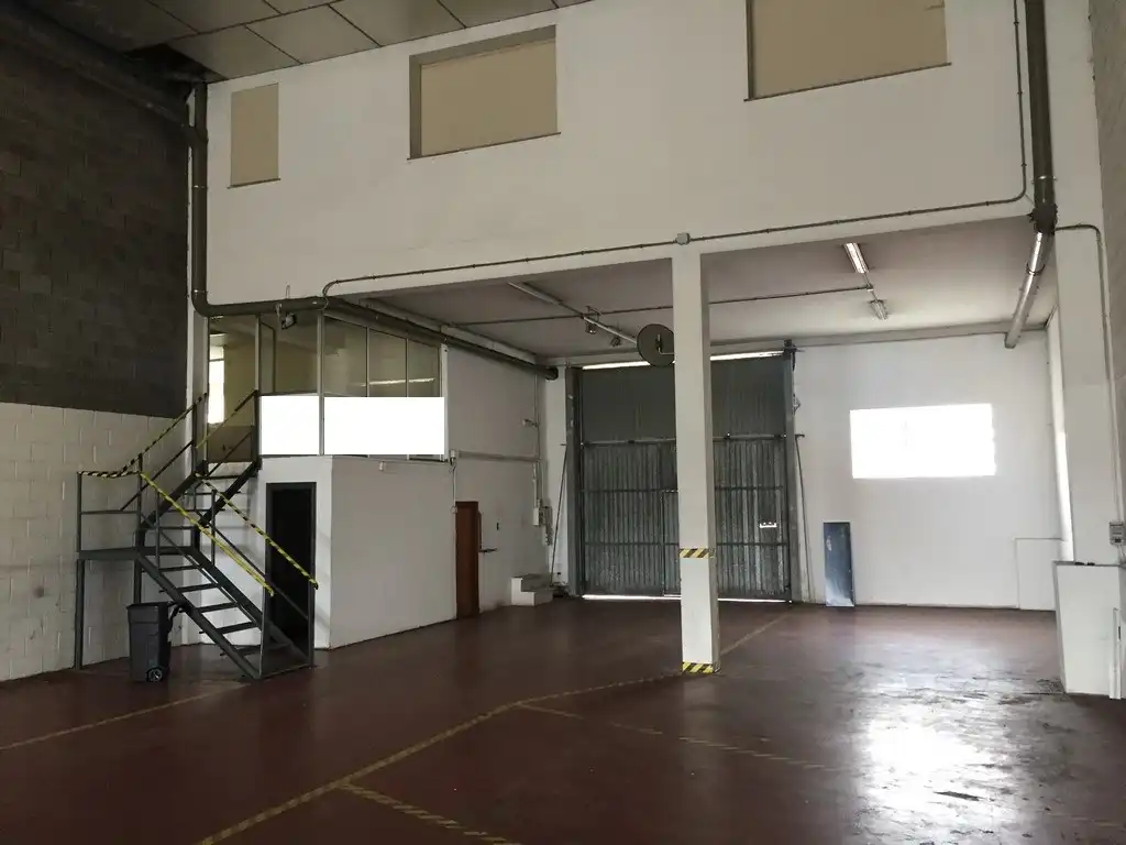 Nave industrial en venta en A Coruña Capital 