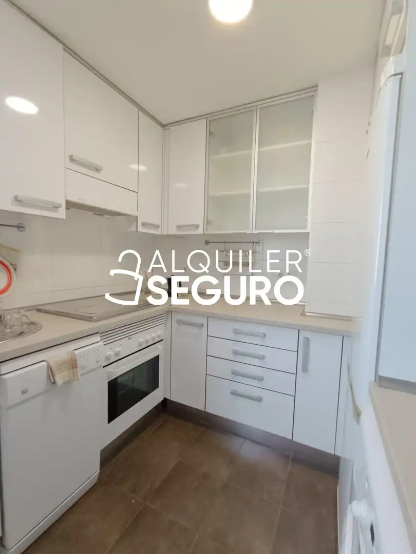Kitchen of Flat for rent in Madrid  with Air Conditioner, Heating and Terrace