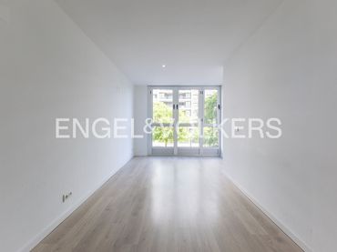 Piso con piscina en venta en fernando abril martorell