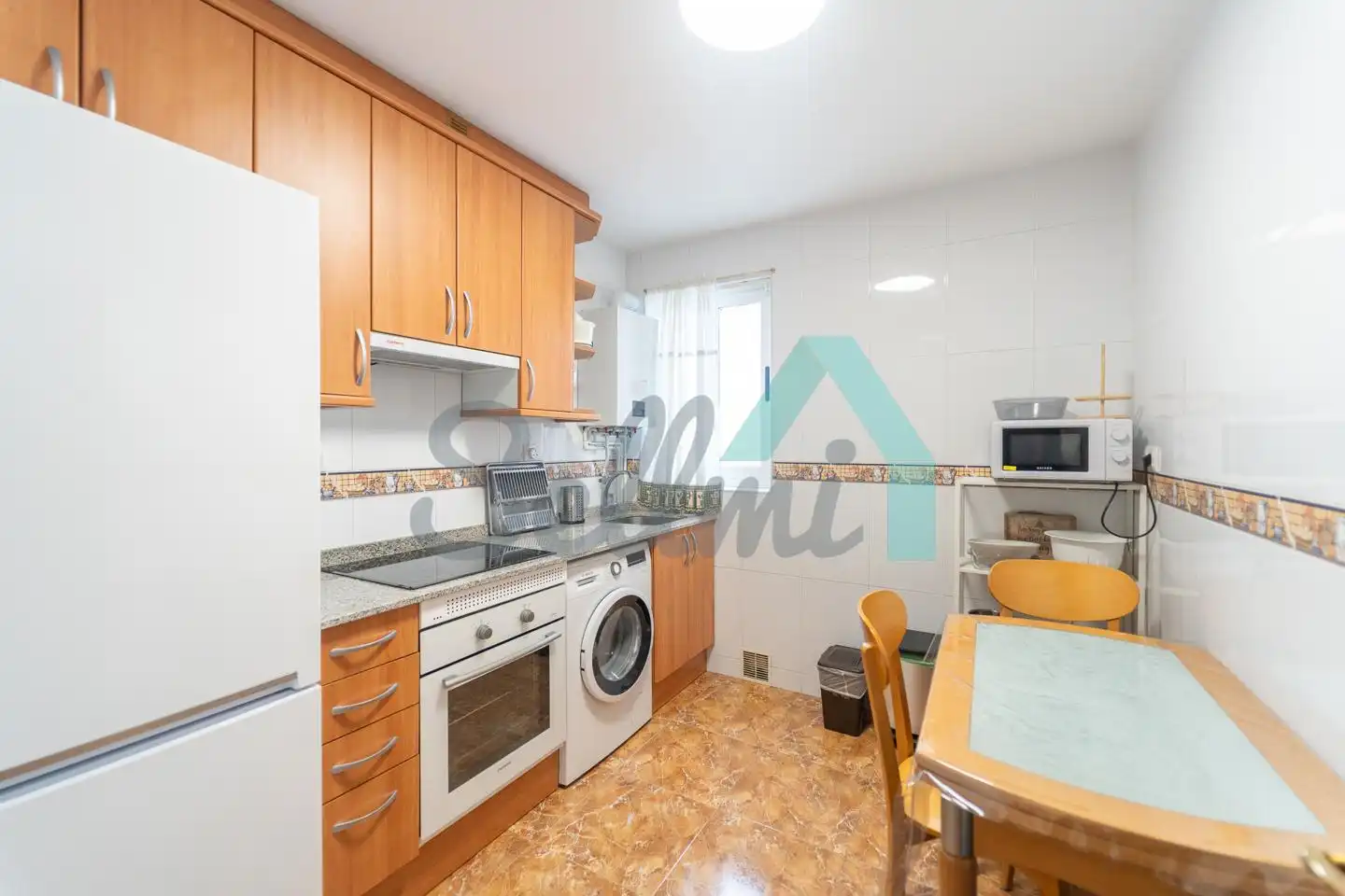 Kitchen of Flat for rent in Oviedo   with Heating, Furnished and Internet