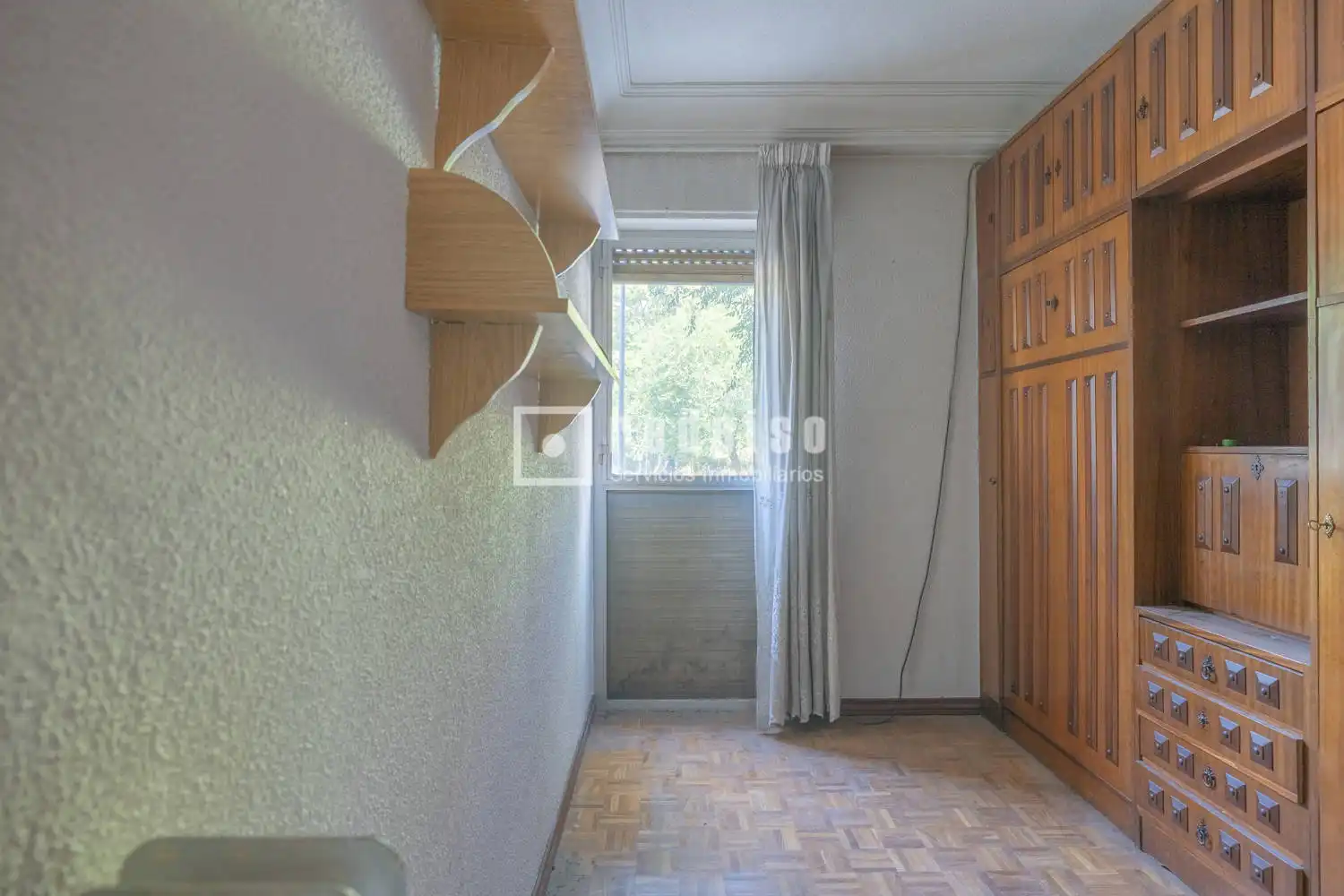 Habitación de Piso en venta en Madrid con Calefacción, Parquet y Terraza