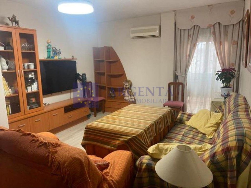 Habitación de Apartamento en venta en Cáceres Capital