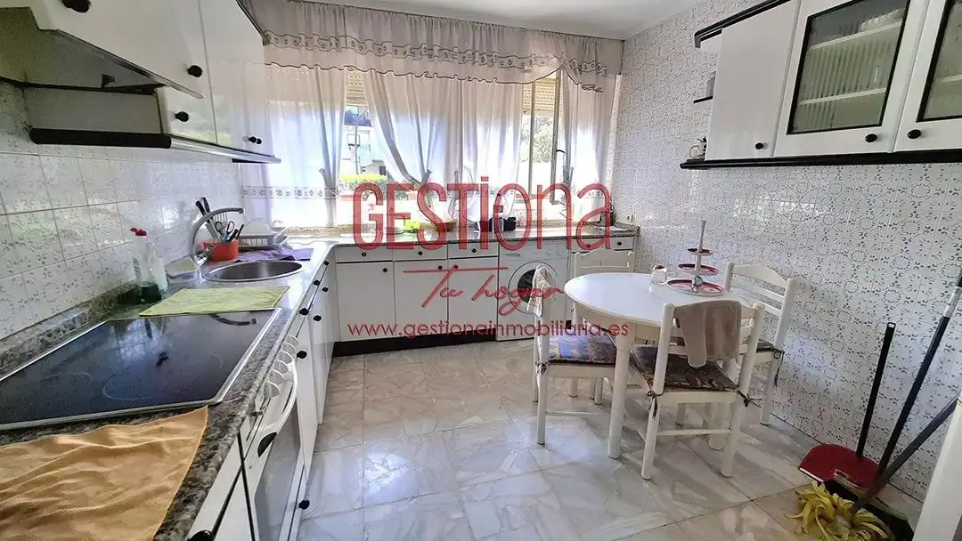 Cocina de Casa o chalet en venta en Medio Cudeyo con Jardín privado