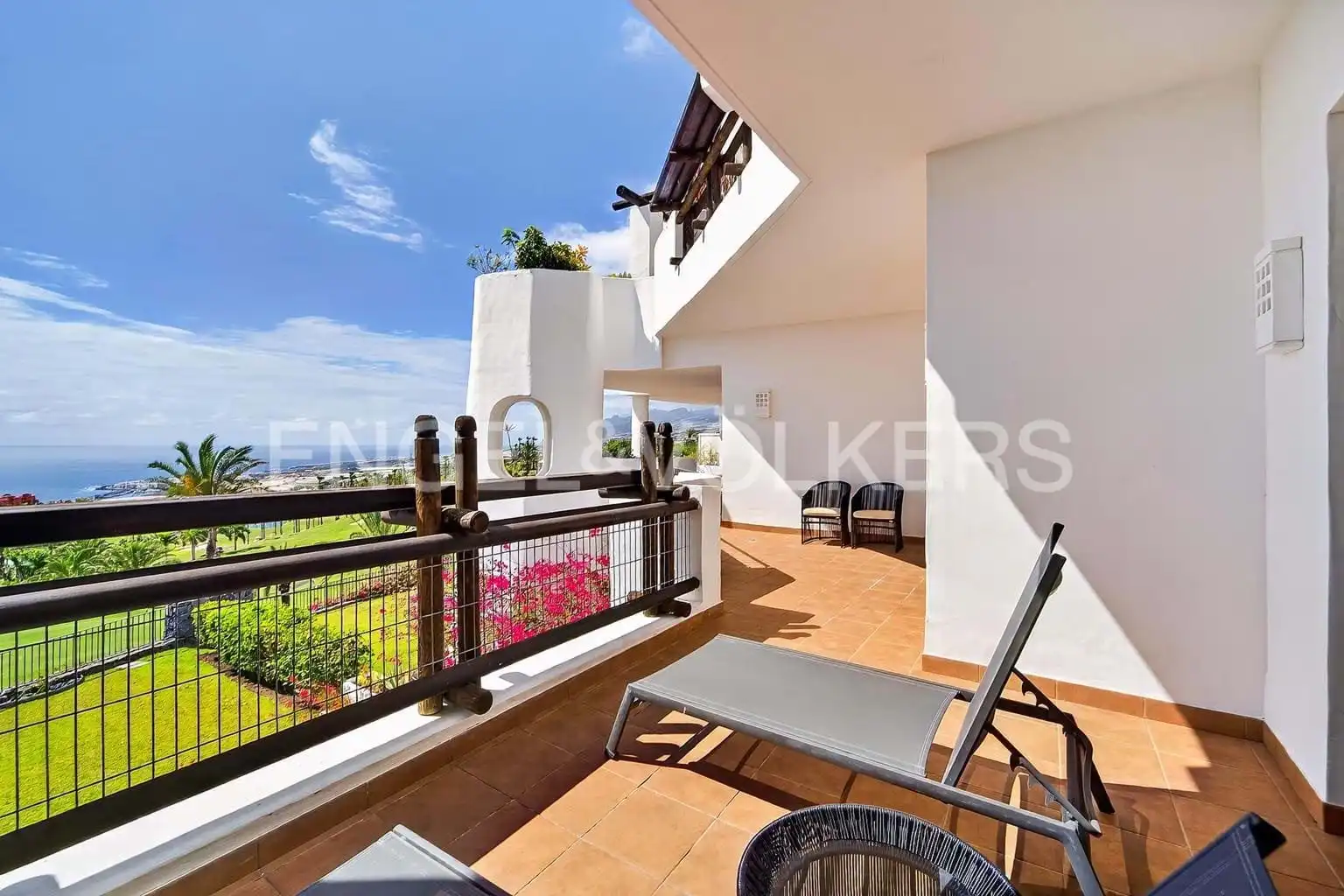 Terraza de Piso en venta en Guía de Isora con Aire acondicionado, Terraza y Piscina