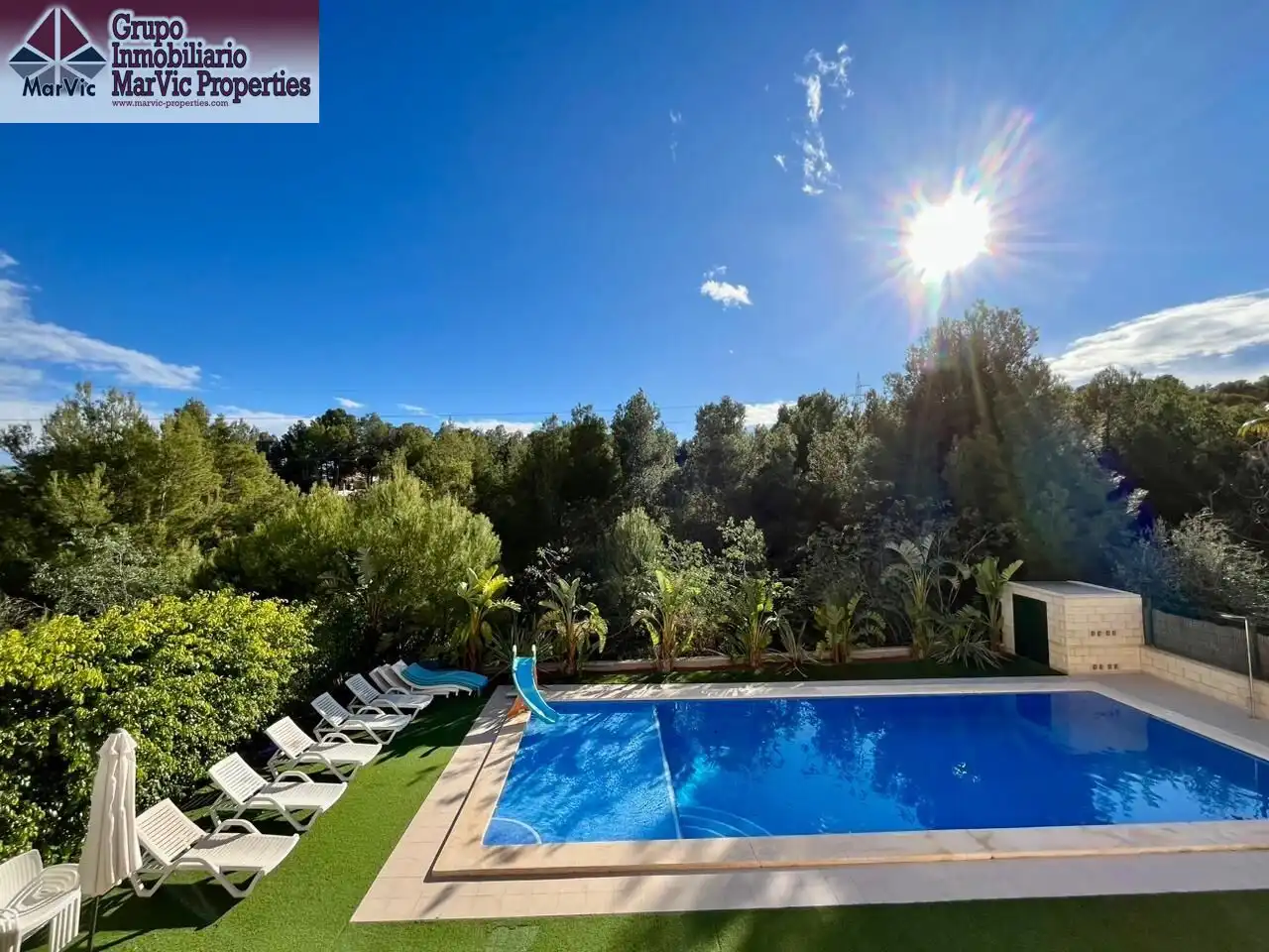 Piscina de Casa o chalet en venta en La Nucia con Aire acondicionado, Jardín privado y Terraza