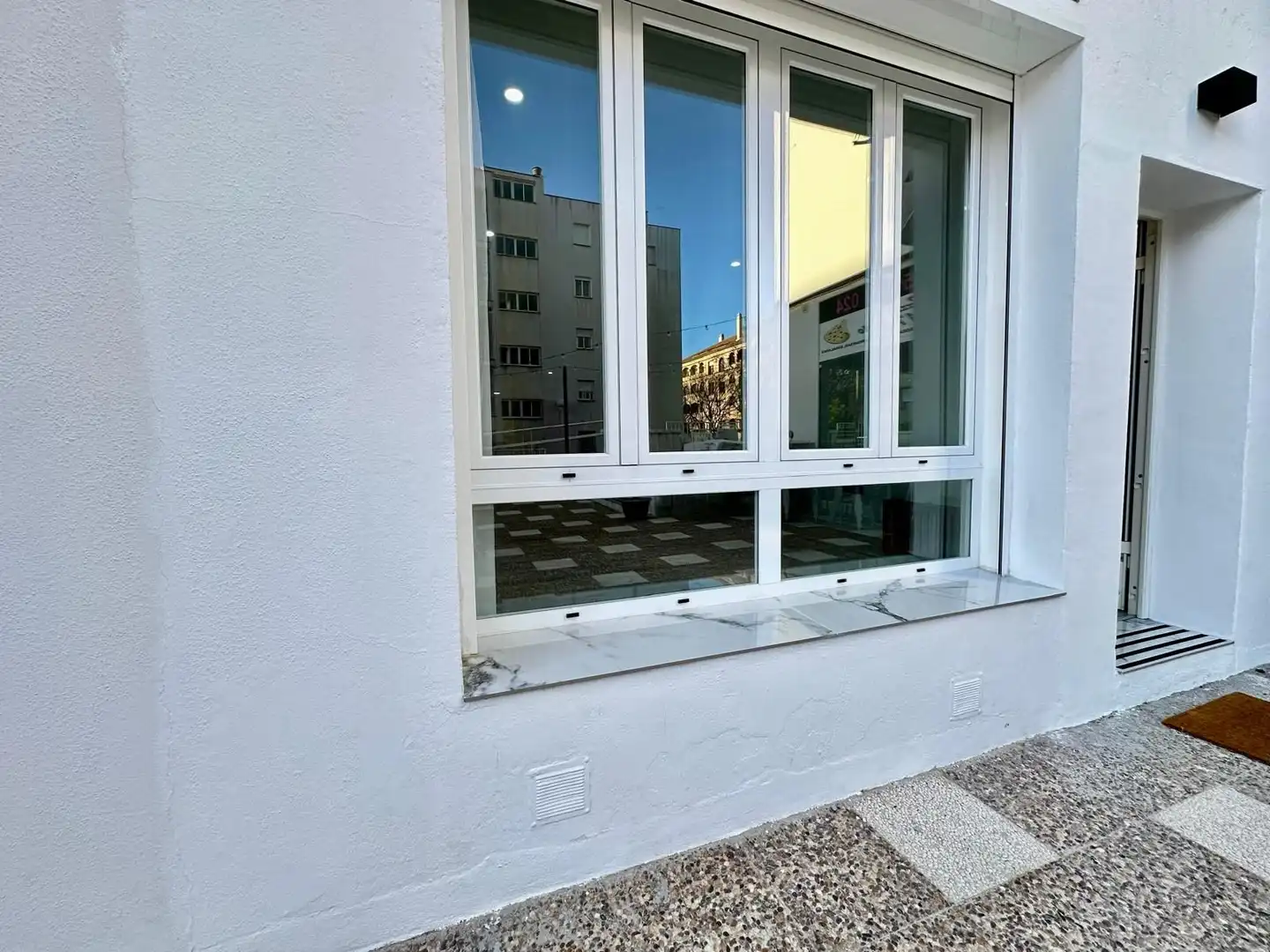 Vista exterior de Estudio en venta en Benalmádena con Aire acondicionado