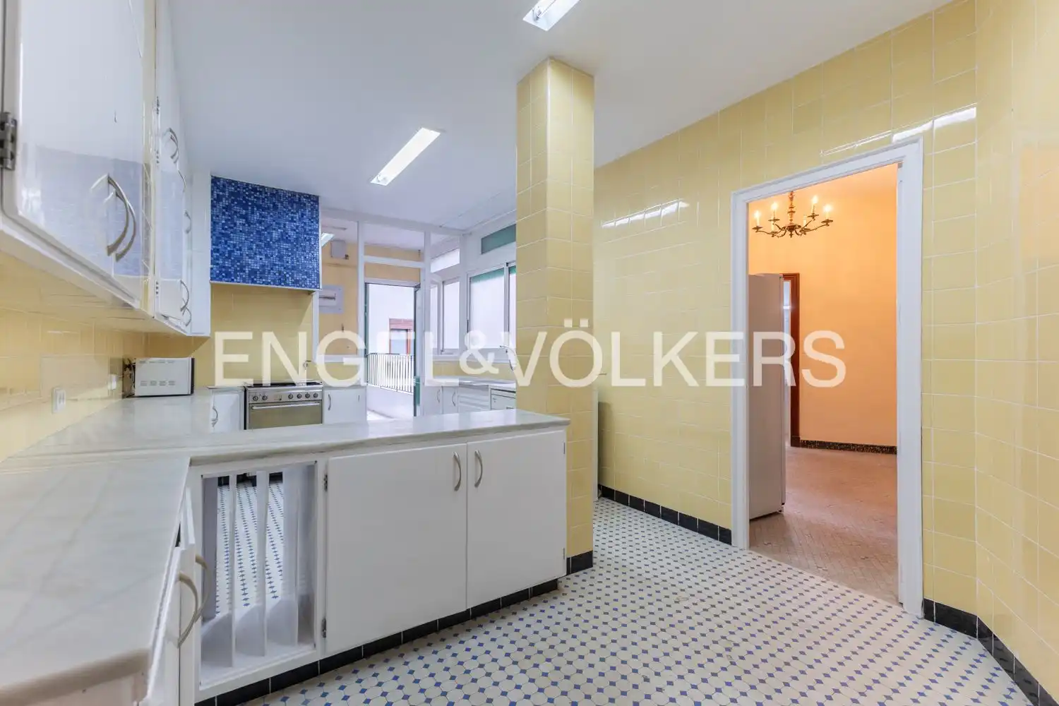 Küche von Wohnung zur Miete in Valencia mit Klimaanlage, Heizung und Terrasse