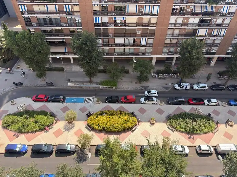 Vista exterior de Pis en venda en Madrid amb Aire condicionat, Calefacció i Terrassa