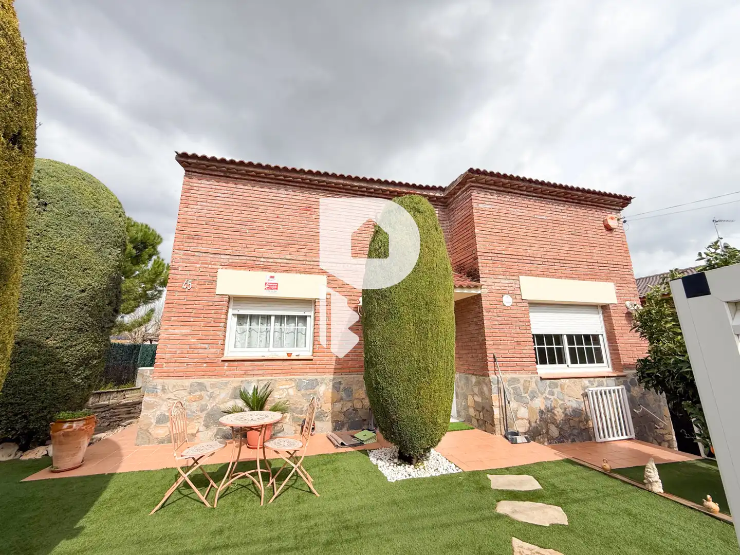 Vista exterior de Casa o chalet en venta en Esparreguera con Aire acondicionado, Calefacción y Terraza