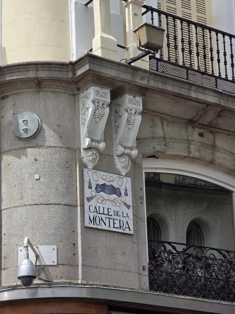 Außenansicht von Wohnung zum Verkauf in Madrid mit Klimaanlage, Heizung und Parkett