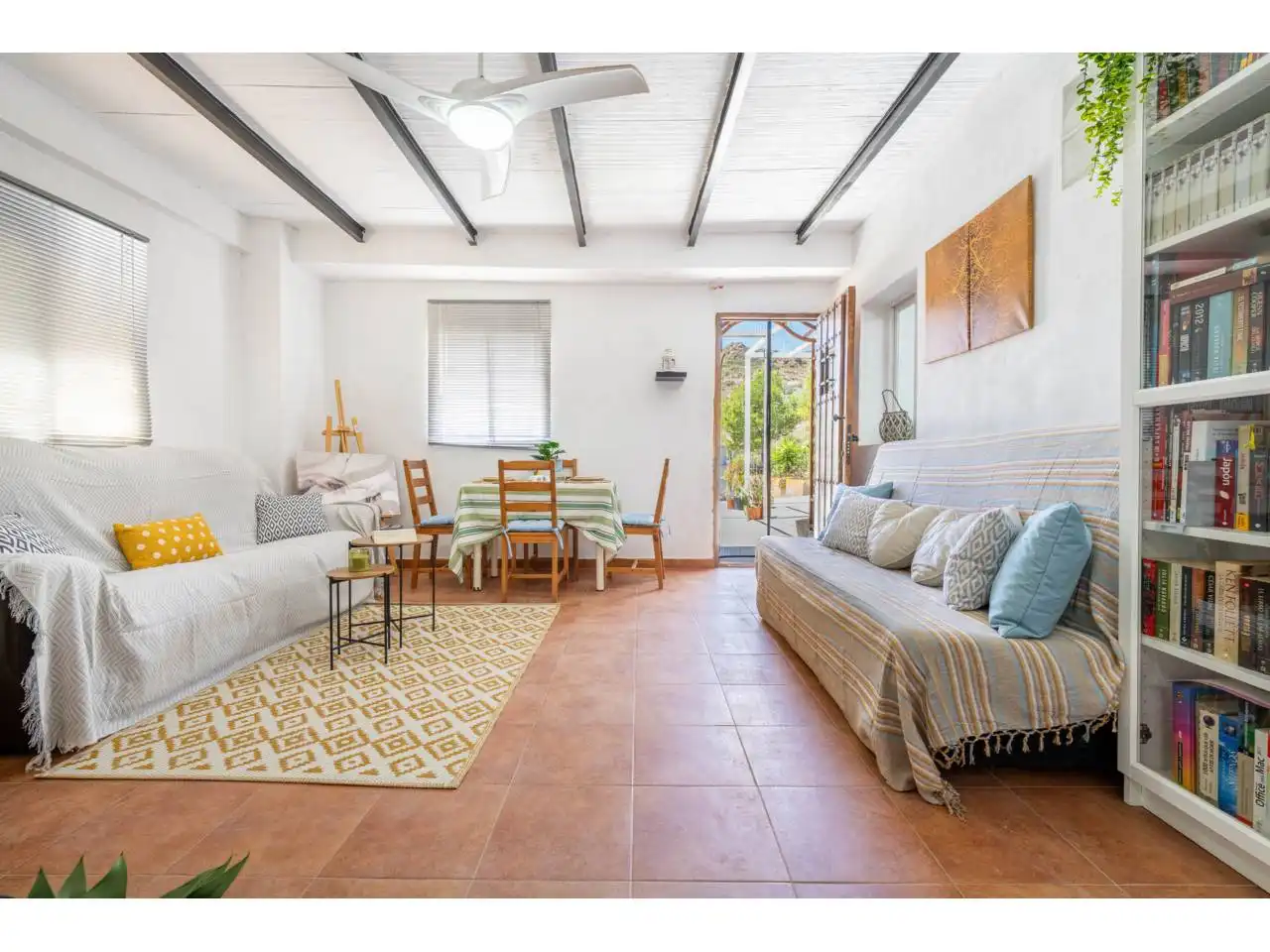 Sala de estar de Finca rústica en venta en Felix con Jardín privado, Terraza y Amueblado