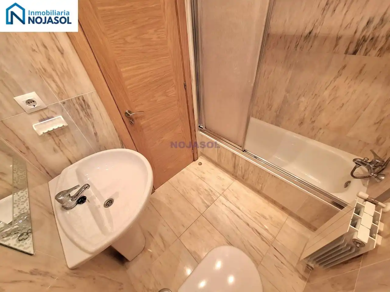 Badezimmer von Wohnungen zur Miete in Noja mit Heizung, Privatgarten und Terrasse