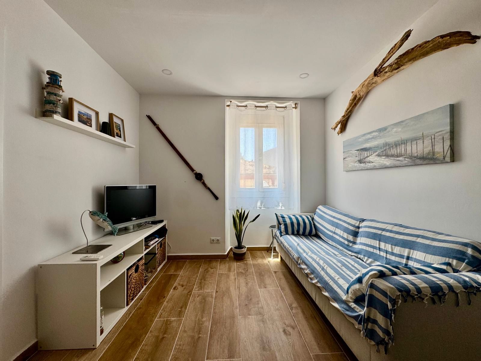 Living room of Flat to rent in Palamós  with Air Conditioner and Furnished