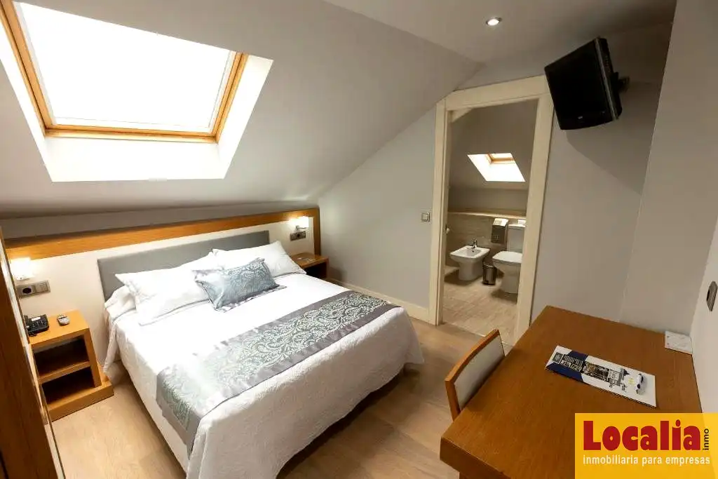 Habitación de Edificio en venta en Torrelavega 