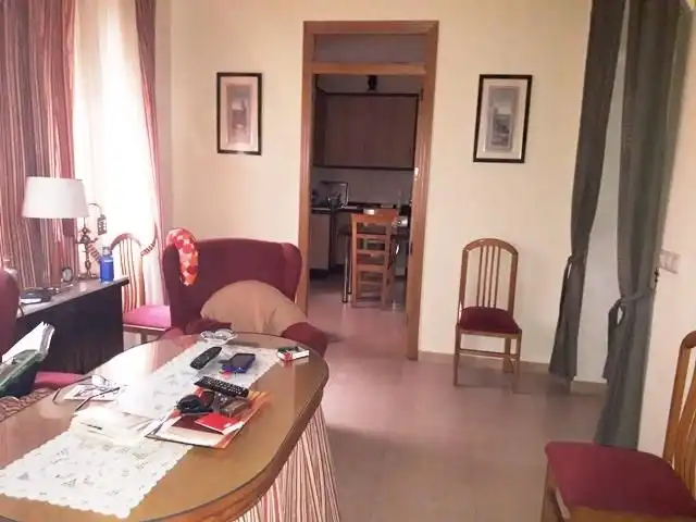 Gran casa muy bien situada en el municipio de Pya-Pueblonuevo, con una superficie total de unos 140 m2 , La casa planta baja const, imatge 4
