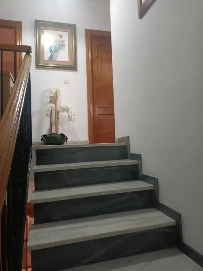 Casa adosada en venda en Fuente Vaqueros amb Aire condicionat i Balcó