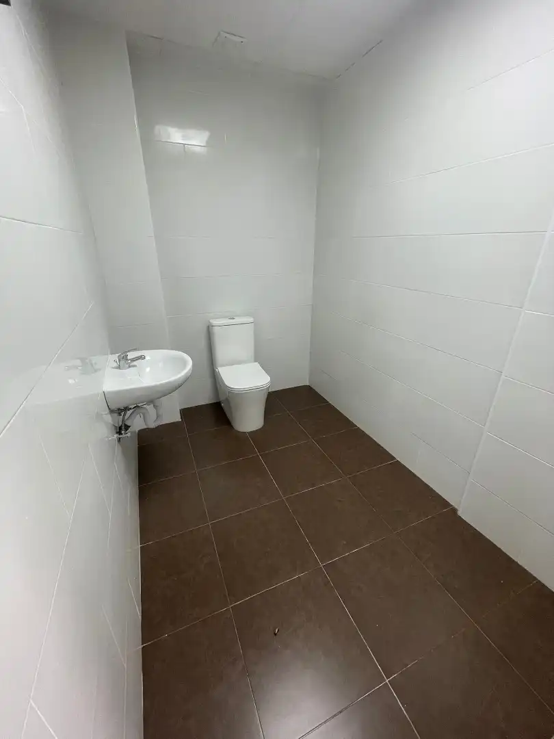 Bany de Local de lloguer en Cartagena