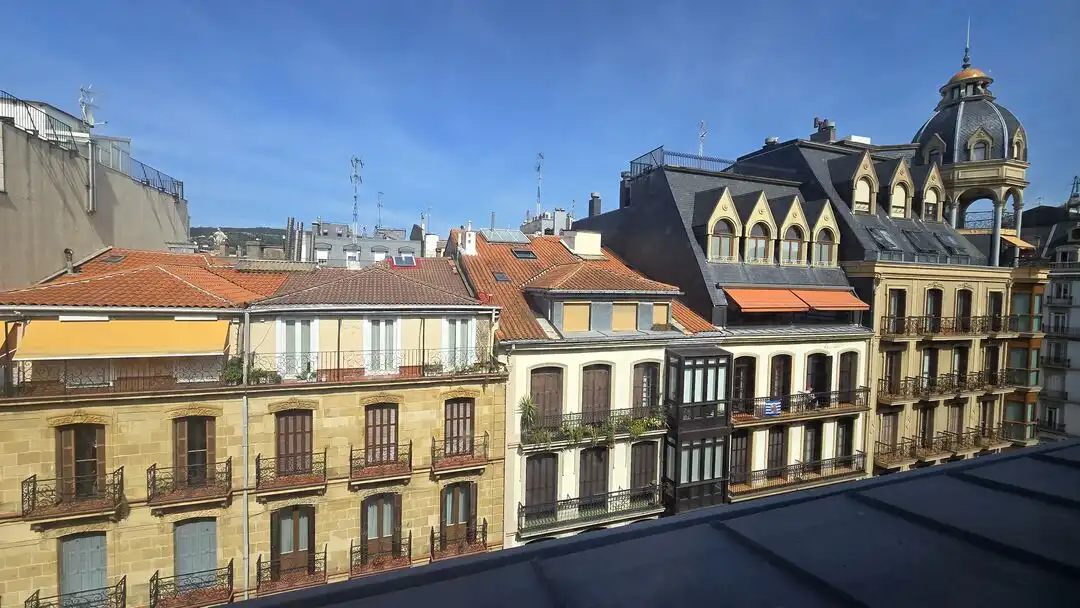 Vista exterior de Piso en venta en Donostia - San Sebastián  con Calefacción
