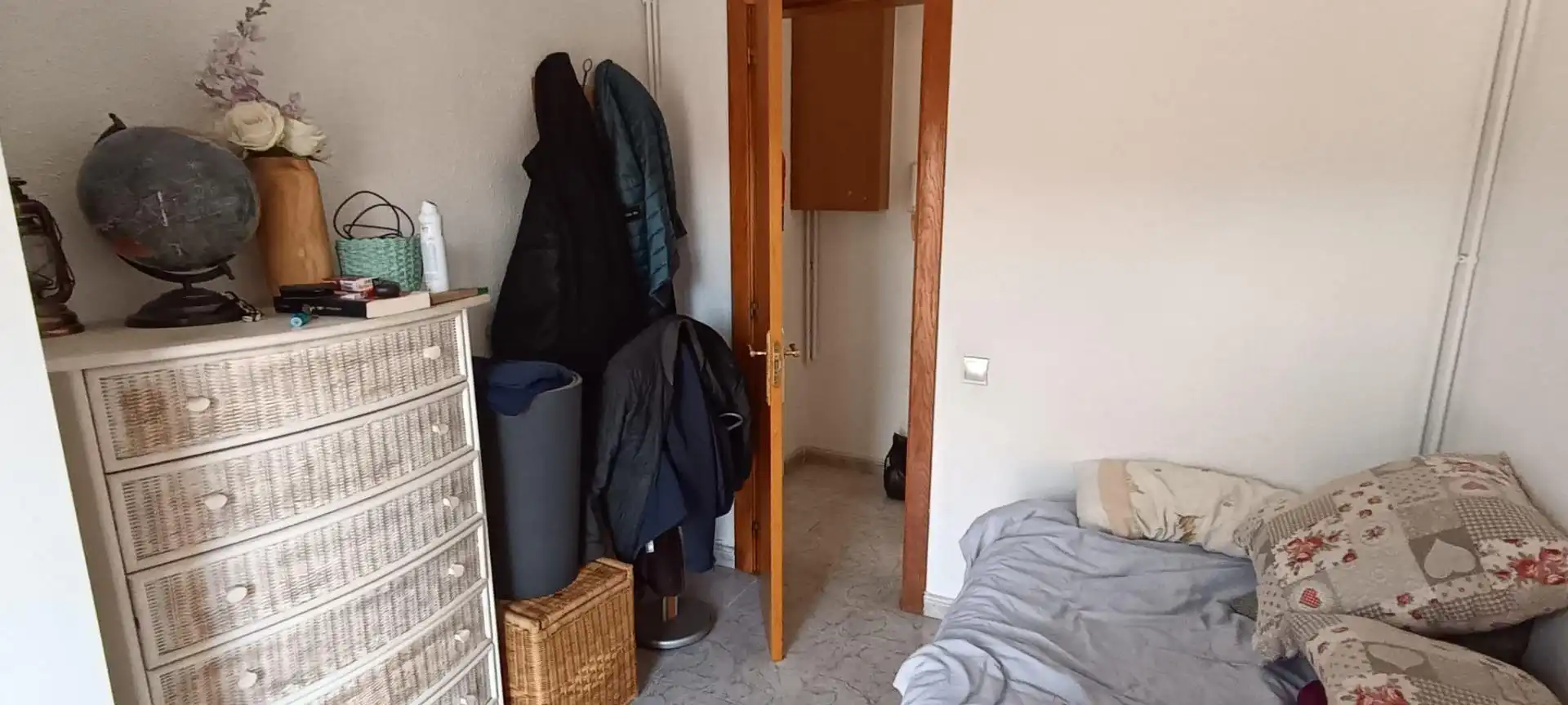 Dormitori de Pis en venda en Sabadell amb Aire condicionat i Calefacció