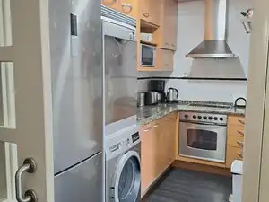Cocina de Apartamento de alquiler en Las Palmas de Gran Canaria con Aire acondicionado, Parquet y Amueblado