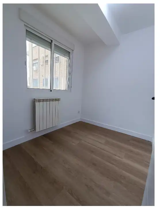 Bedroom of Flat for sale in Zaragoza  with Heating