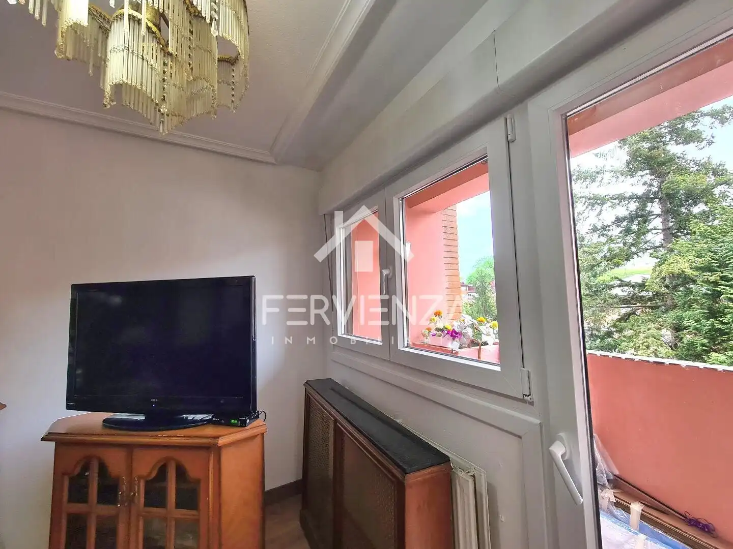 Piso con ascensor en venta en HUCA - La Cadellada, imagen 4