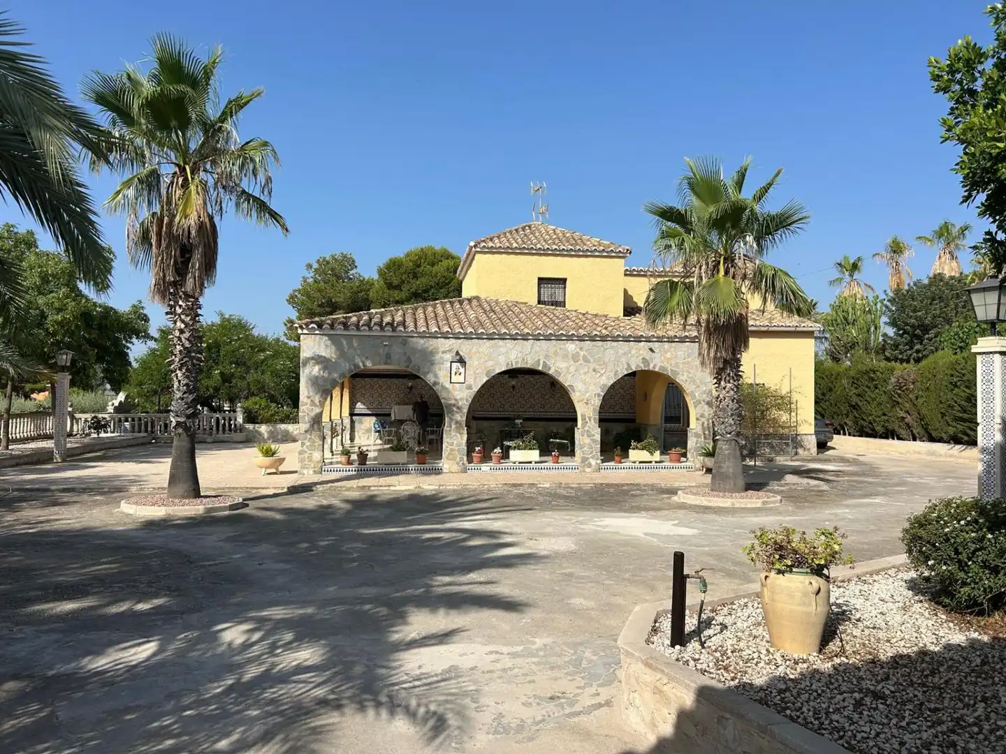 Maison rustique avec piscine à vendre à Crevillent