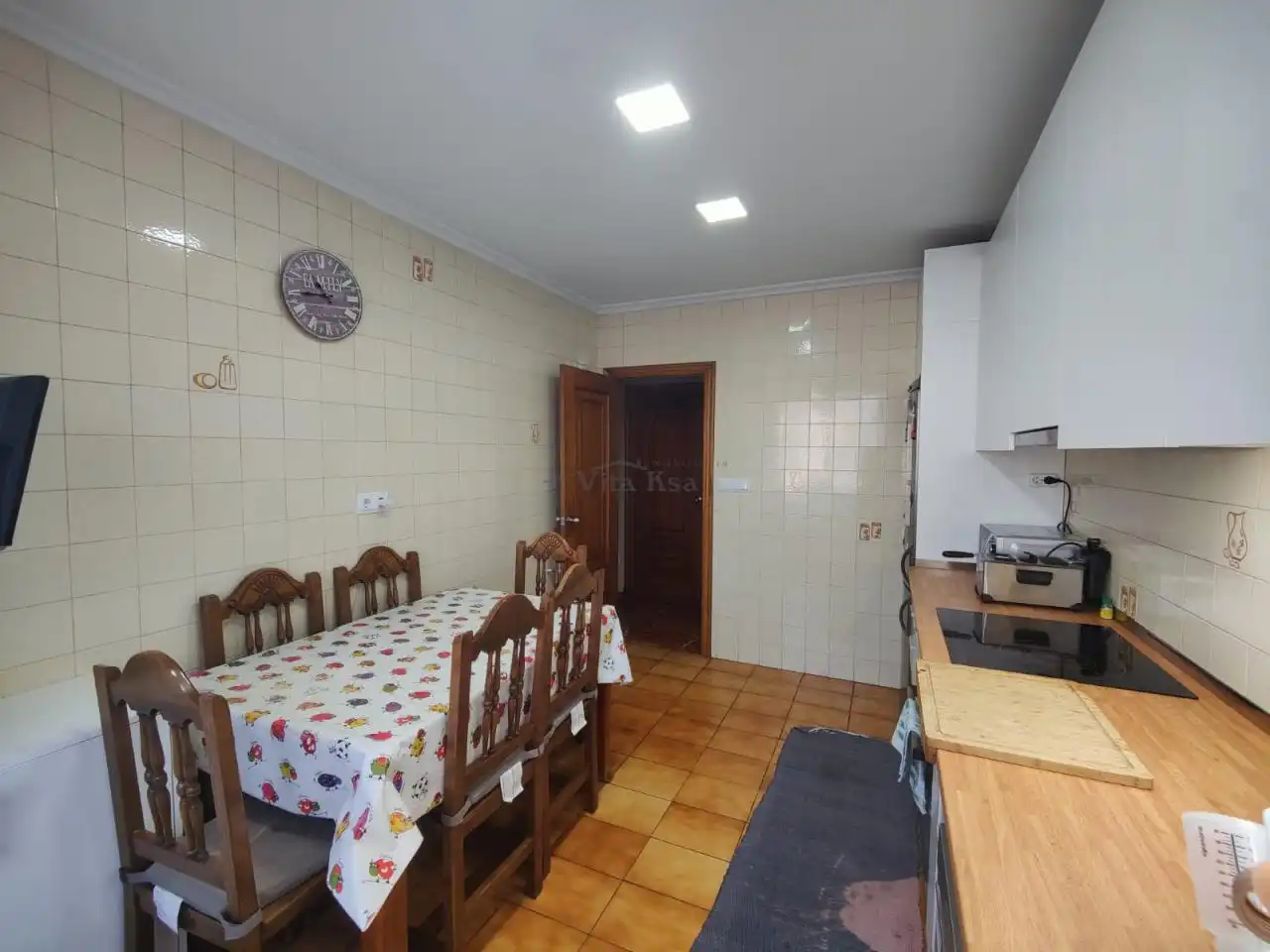 Kitchen of Flat for sale in Ourense Capital   with Heating, Storage room and Balcony