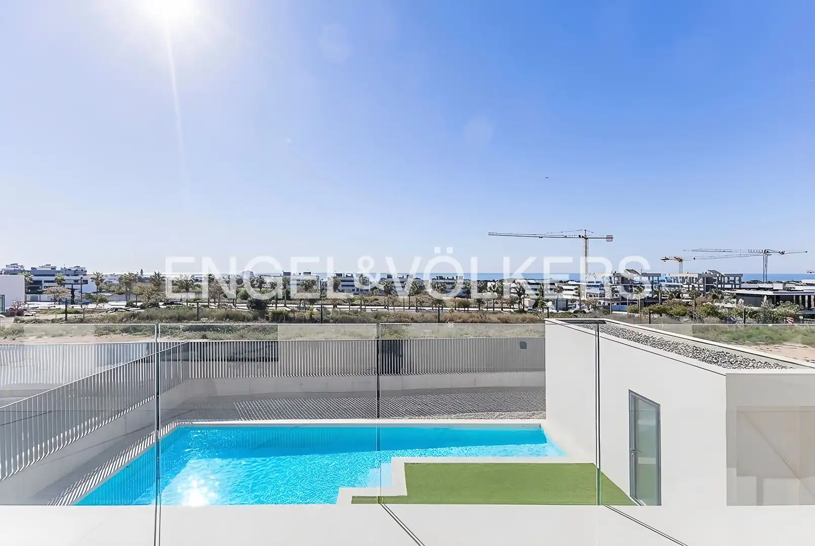 Swimming pool of Houses for sale in Sitges  with Air Conditioner, Heating and Private garden