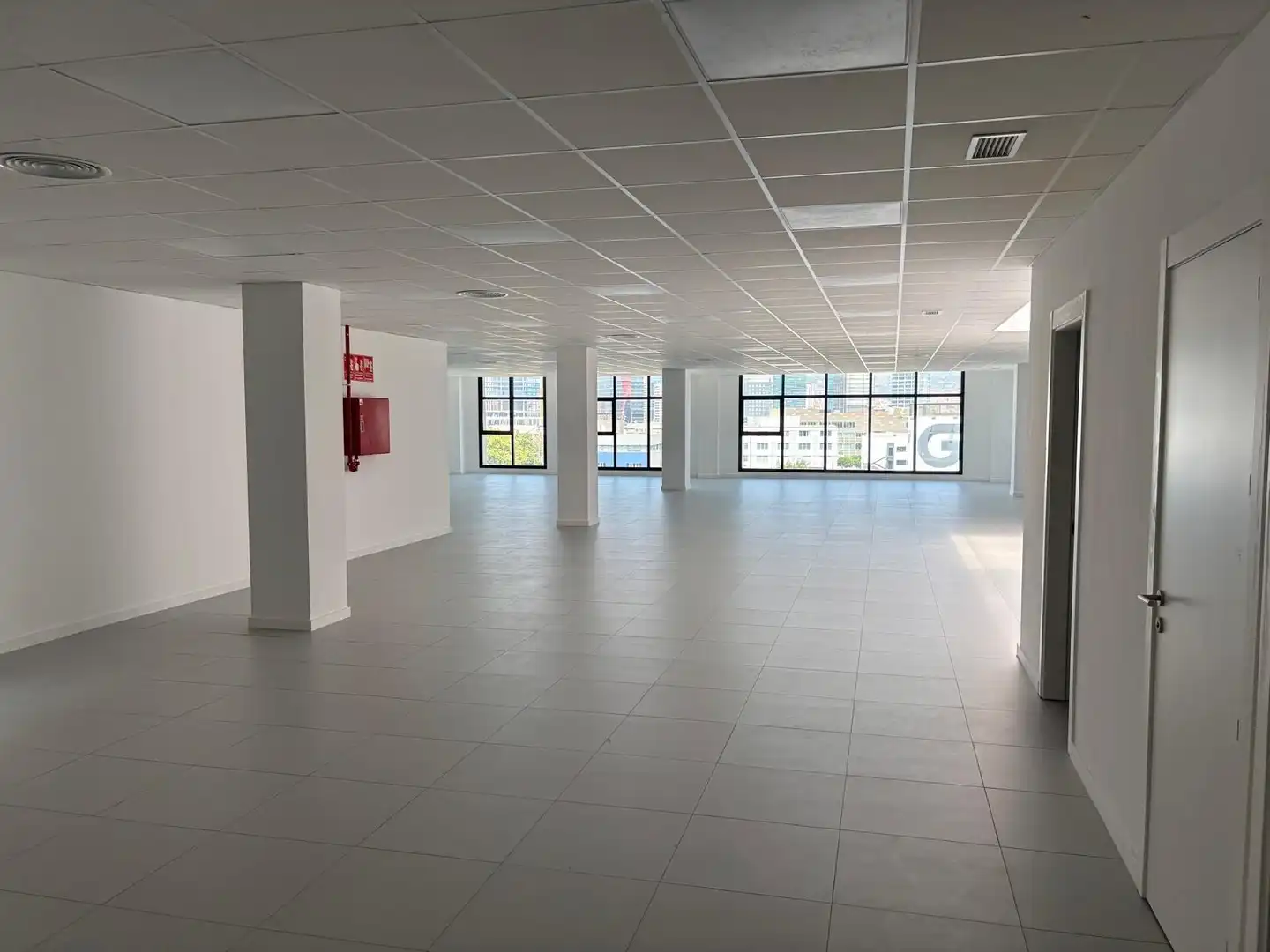 Büro zur Miete in L'Hospitalet de Llobregat