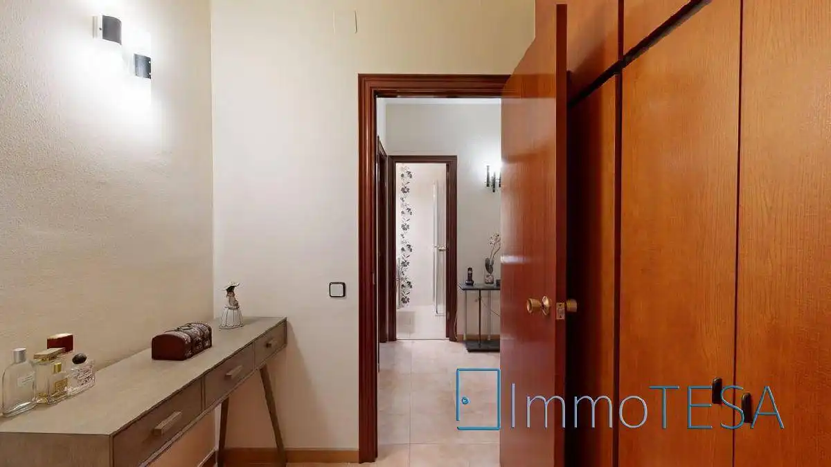 Piso en venta en Barberà del Vallès con Calefacción, Trastero y Balcón