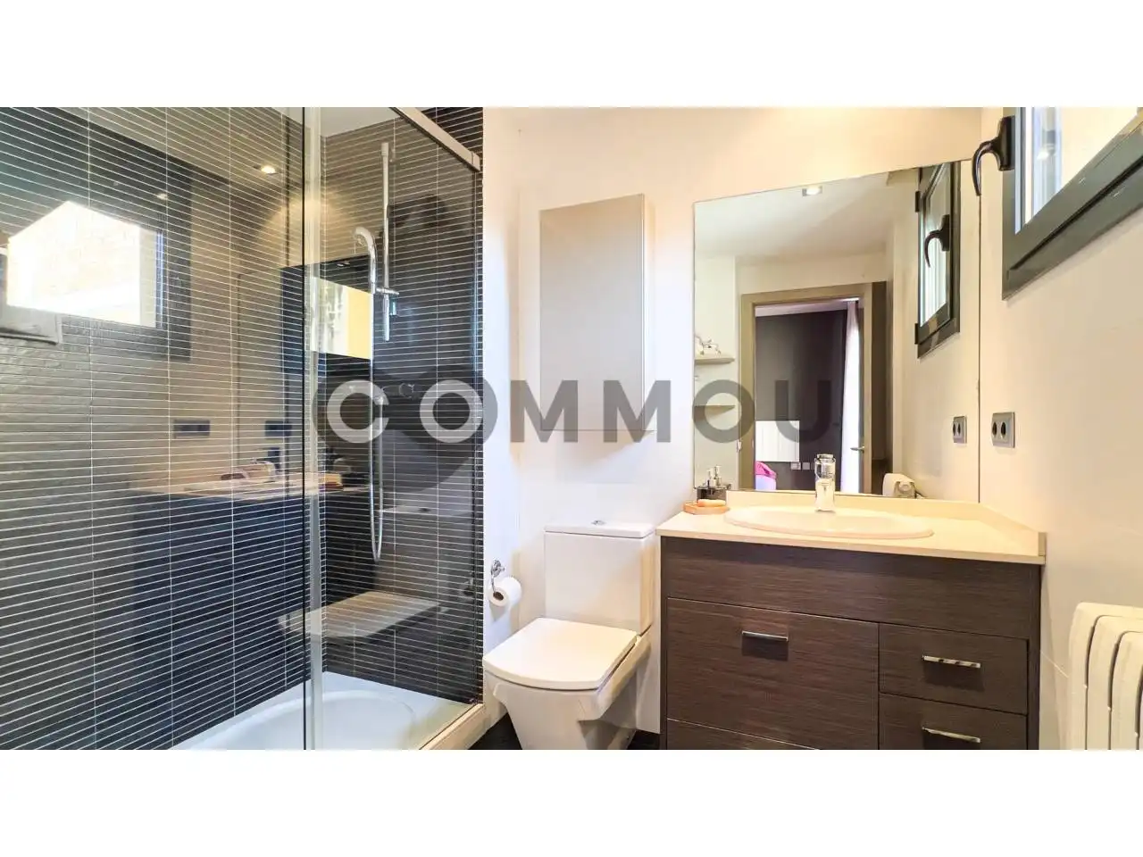 Baño de Piso en venta en Vic con Aire acondicionado, Calefacción y Parquet