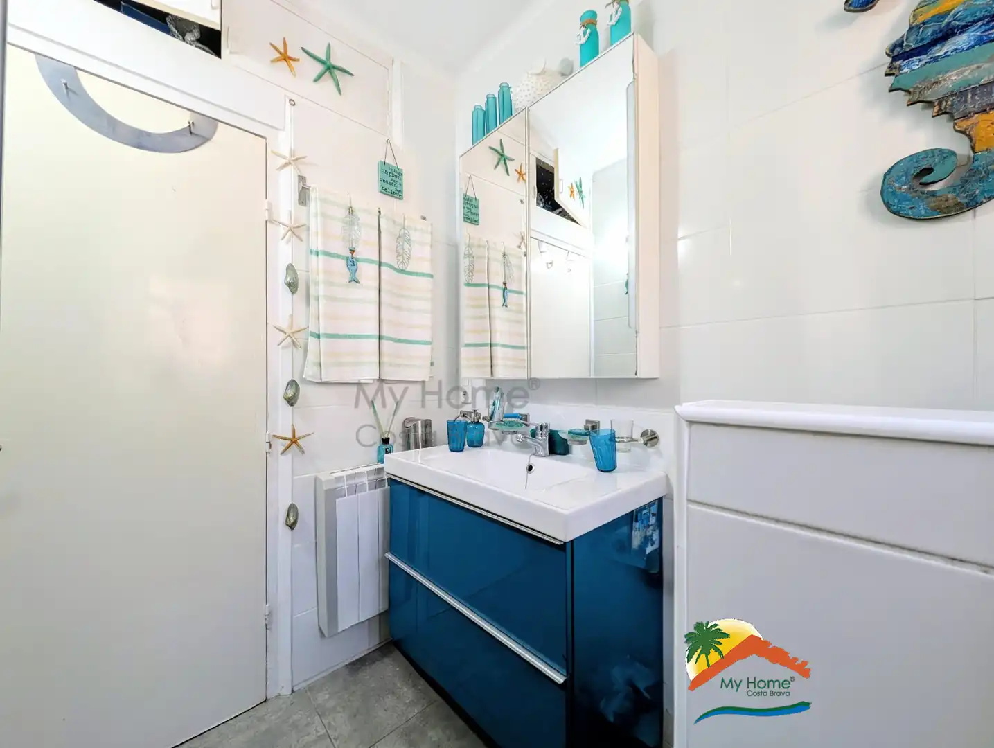 Bany de Casa o xalet en venda en Lloret de Mar amb Jardí privat, Terrassa i Piscina