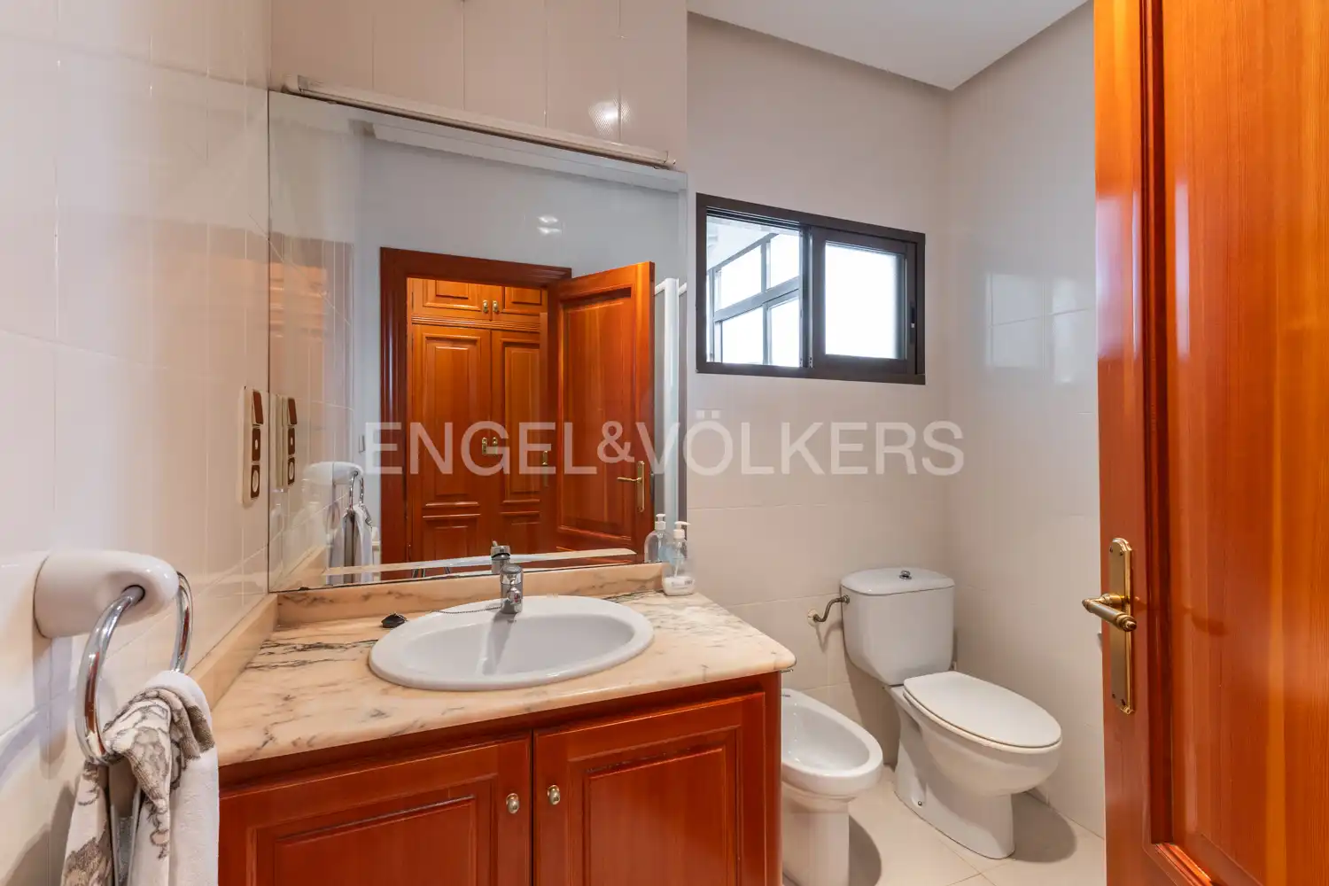 Piso de alquiler en Carlet con Calefacción, Terraza y Trastero