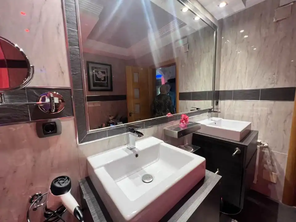 Badezimmer von Gebäude zum Verkauf in Camargo