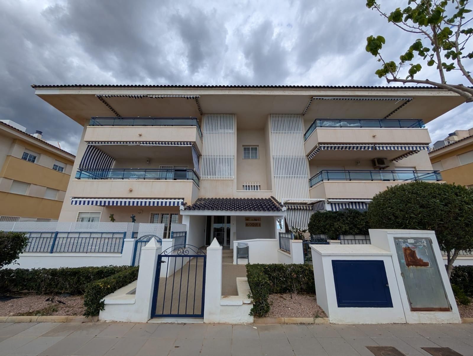 Exterior view of Flat for sale in Pilar de la Horadada  with Air Conditioner, Private garden and Terrace
