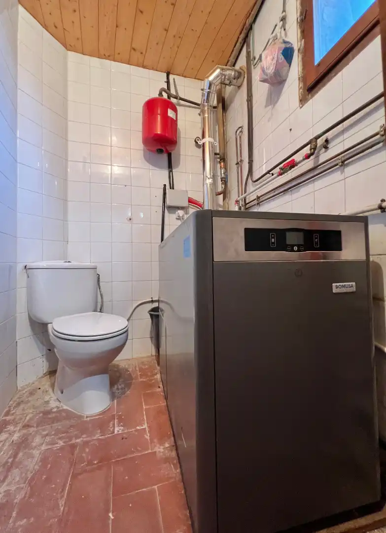 Bany de Casa adosada en venda en Cornudella de Montsant amb Calefacció, Parquet i Terrassa