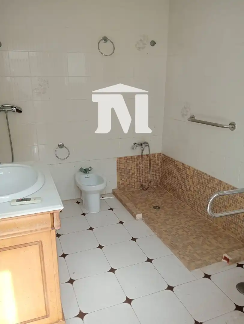 Baño de Casa adosada en venta en Murcia con Aire acondicionado, Trastero y Amueblado
