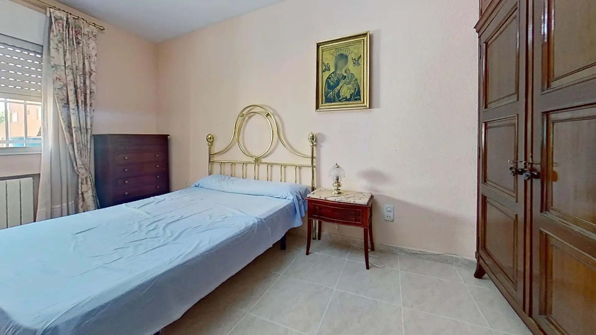 Habitación de Piso en venta en Madrid con Calefacción y Terraza