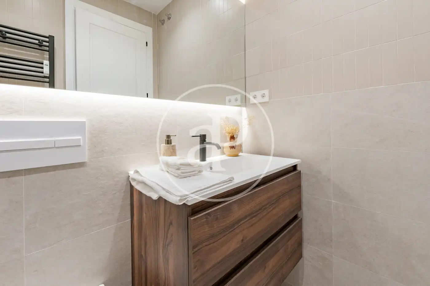 Baño de Piso en venta en Madrid con Aire acondicionado, Calefacción y Trastero