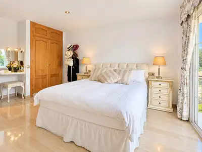 Schlafzimmer von Wohnungen zum Verkauf in Mijas Golf