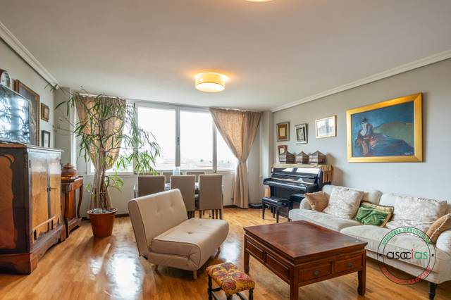 Piso en Venta en Calle GREGORIO MARAÑON, 33 en Vallobín