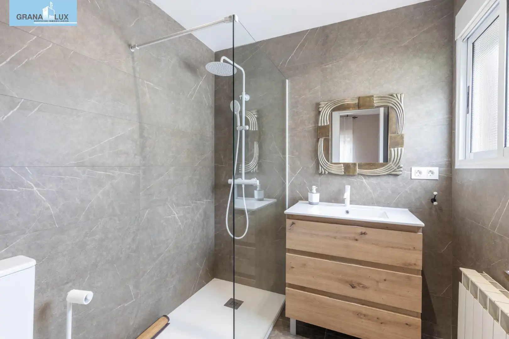 House with pool for sale in Avenida del Puente Nuevo, imagen 28