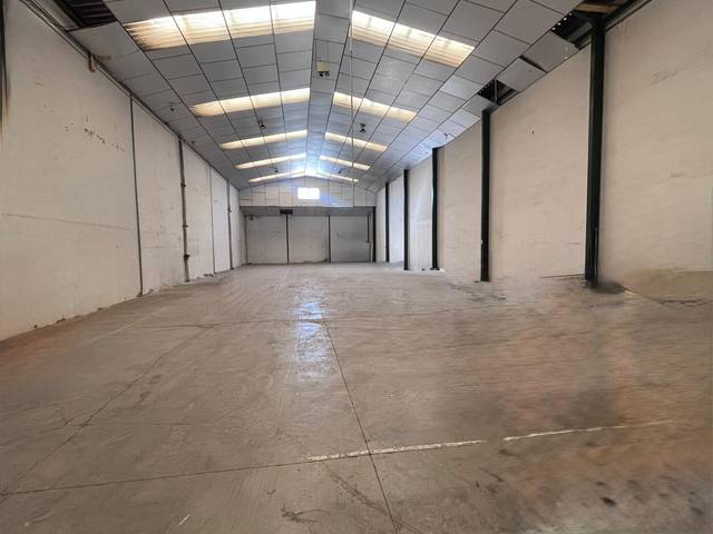Nave industrial en Alquiler en Playa del Puig