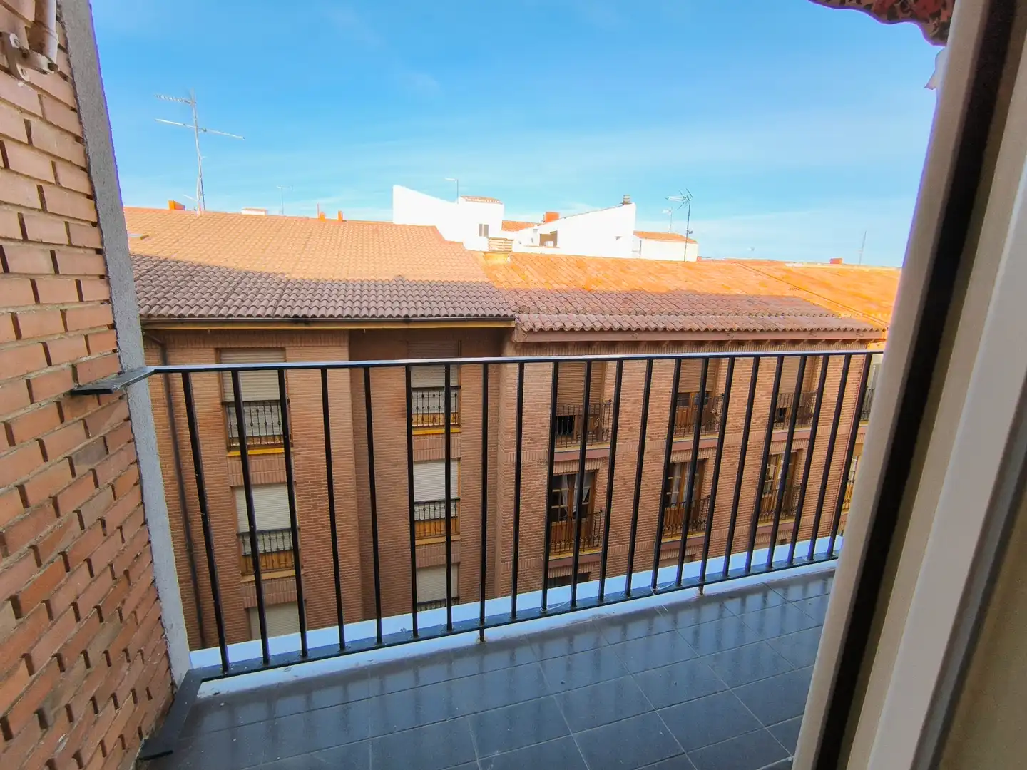 Balcony of Flat for rent in Palencia  with Heating, Parquet flooring and Terrace