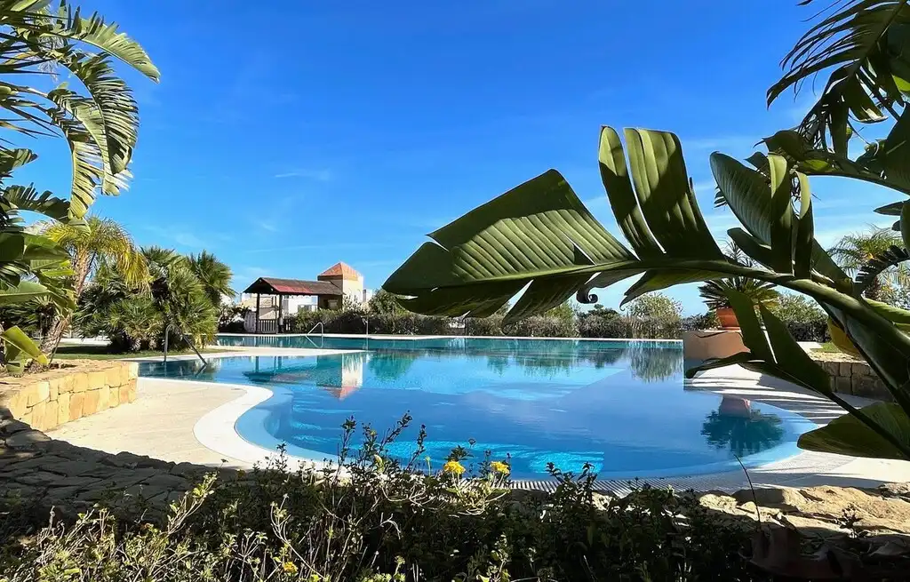 Piscina de Apartamento en venta en Benalmádena con Aire acondicionado, Calefacción y Jardín privado