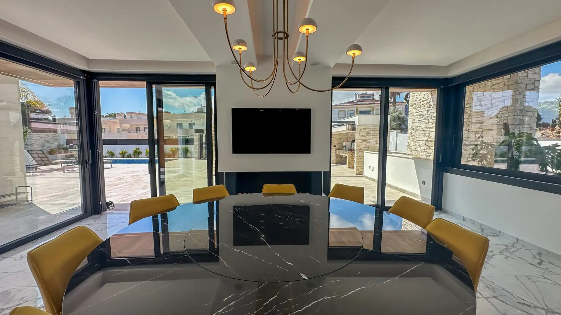 Dining room of Houses for sale in Orihuela  with Air Conditioner, Swimming Pool and Oven