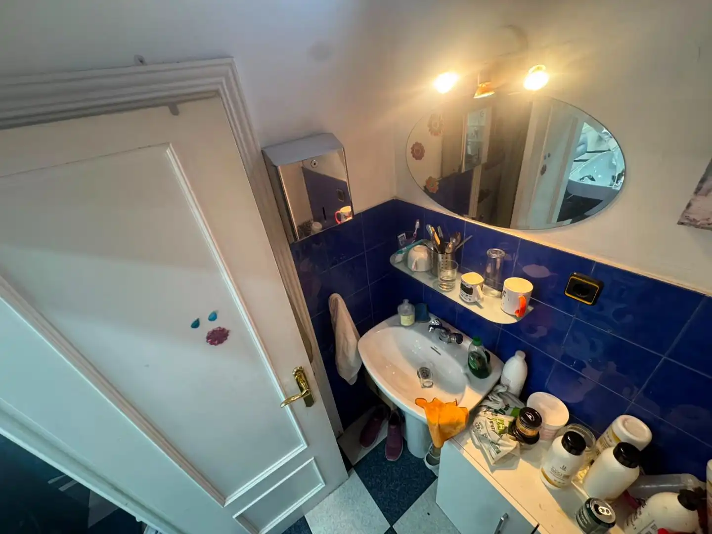 Baño de Local en venta en Madrid con Aire acondicionado, Calefacción y Amueblado